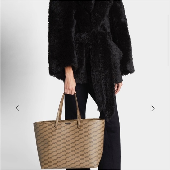🔥BALENCIAGA Signature Monogram Shopper Tote Bag - Picture 4 of 8